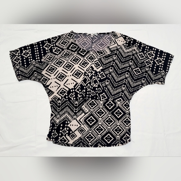 Vintage Suzie Blouse Top Womens Size Medium Geometric Patterns USA - Picture 5 of 6